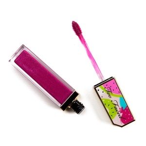 • Too Face Fruit Punch Lipgloss